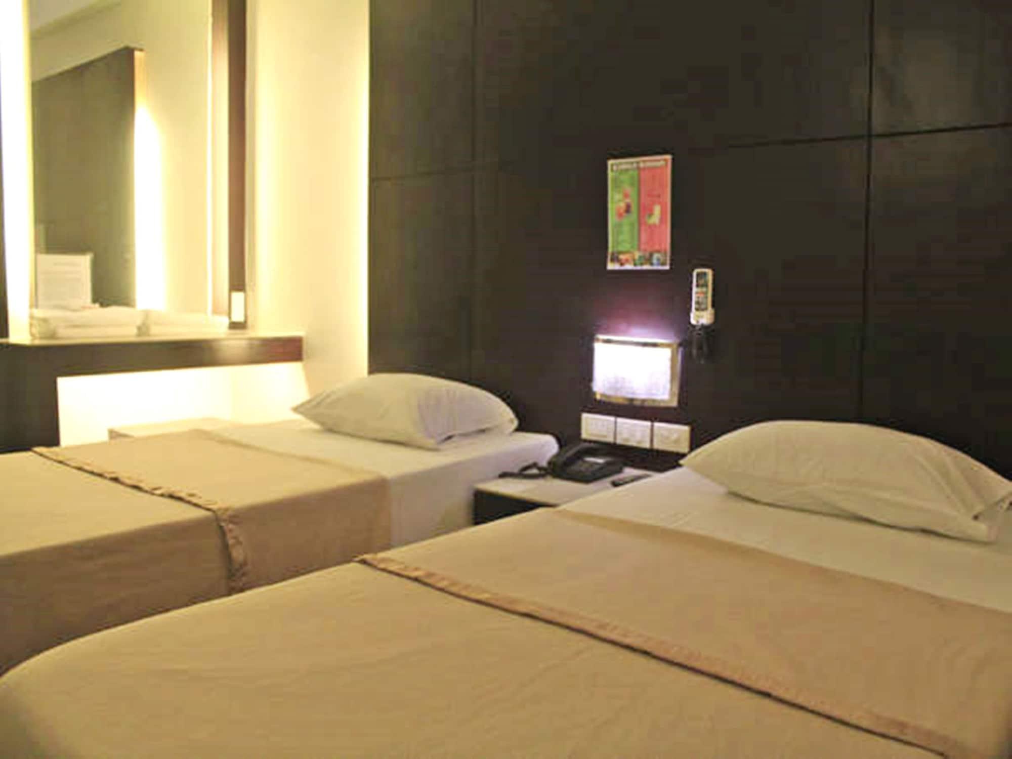 Vista Hotel Cubao Quezon City Exteriör bild