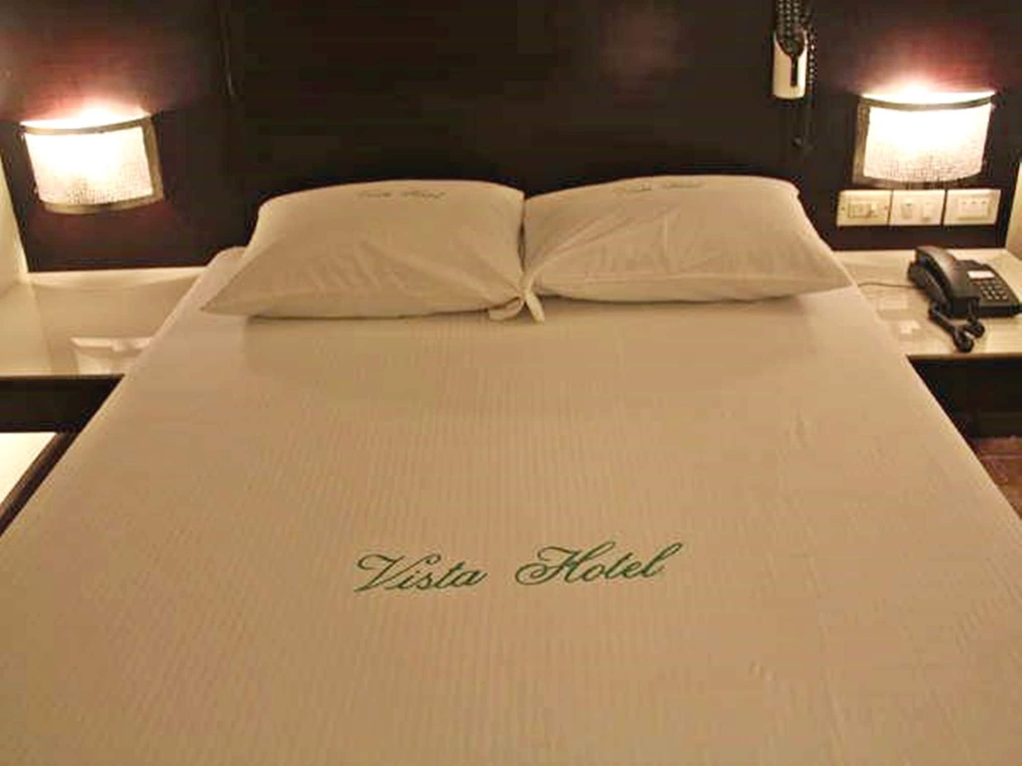 Vista Hotel Cubao Quezon City Exteriör bild
