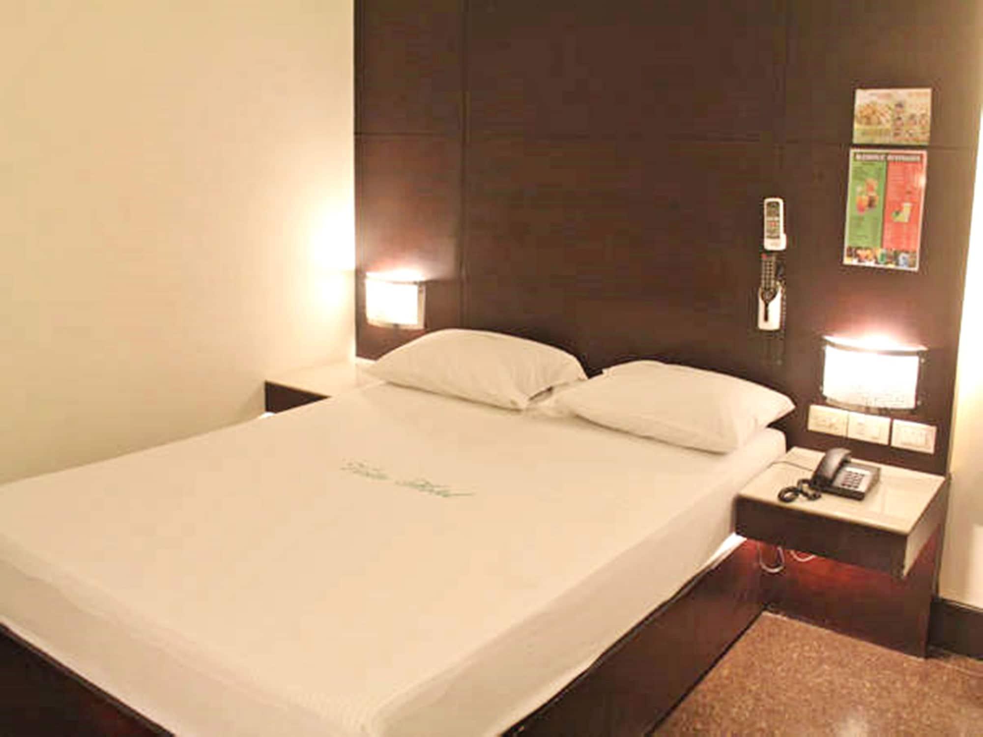Vista Hotel Cubao Quezon City Exteriör bild